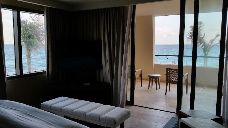 Hyatt Ziva Cancun thumbnail 2