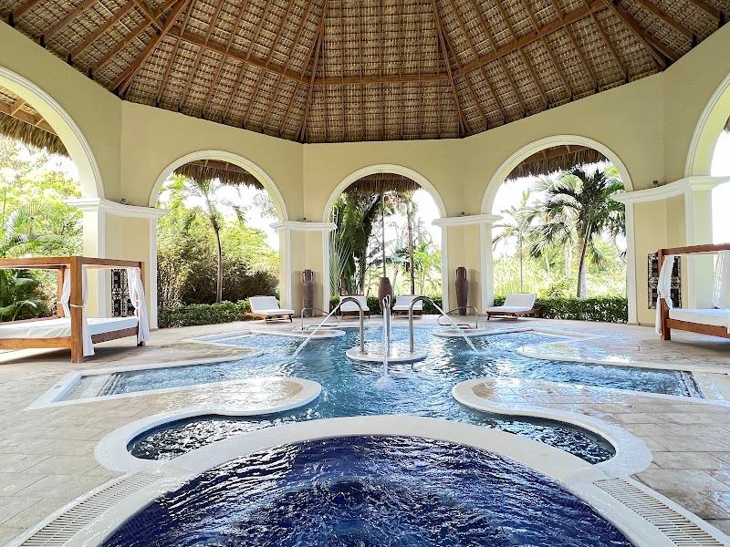 Majestic Elegance Punta Cana thumbnail 3
