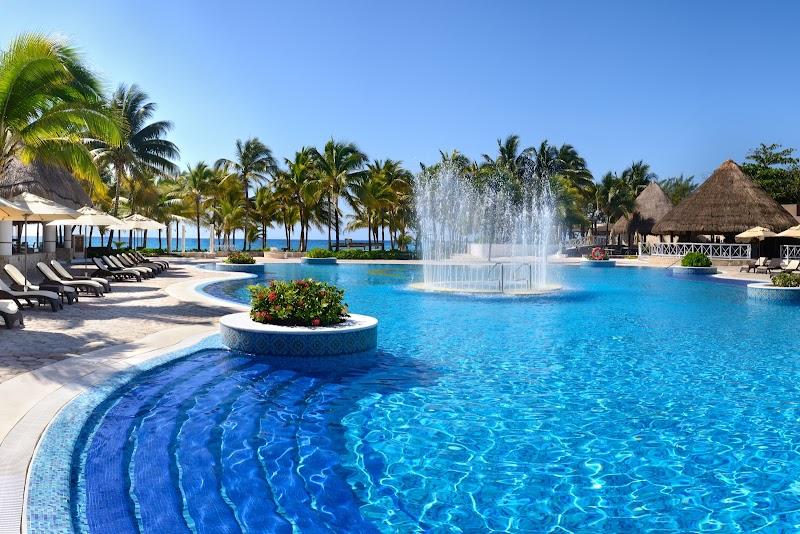 Catalonia Royal Tulum thumbnail 3