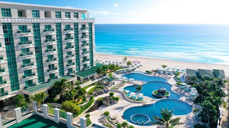 Sandos Cancun 1