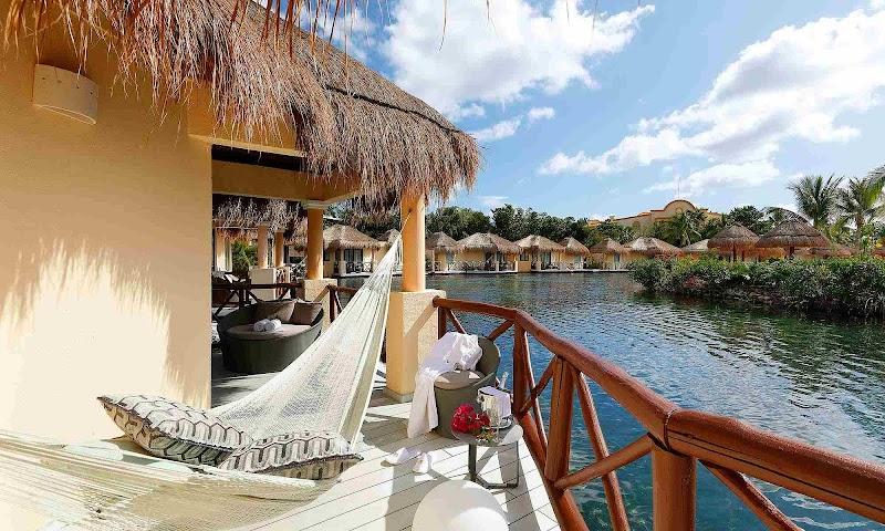 Grand Palladium White Sand Resort & Spa 1