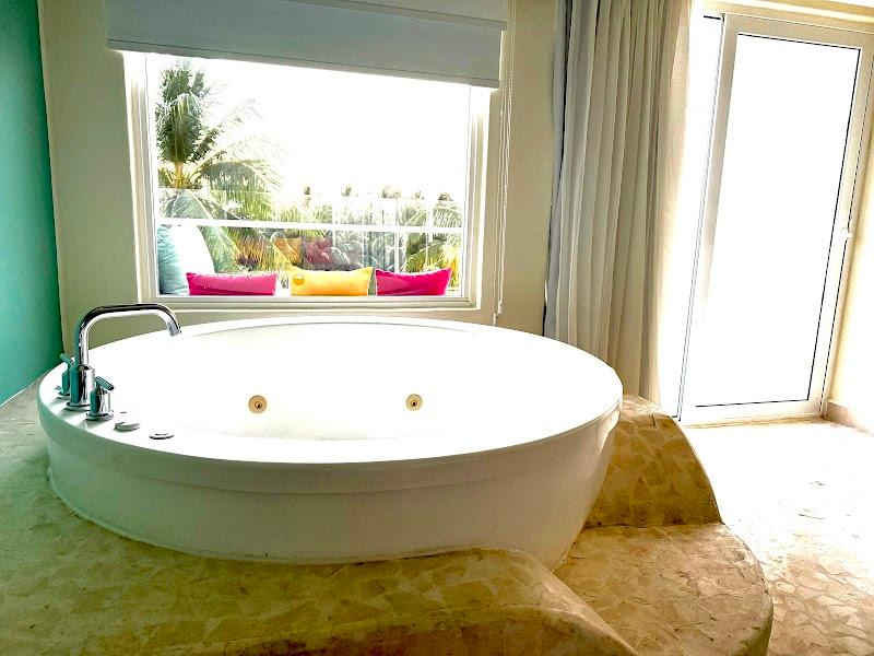 Iberostar Selection Riviera Cancun thumbnail 4