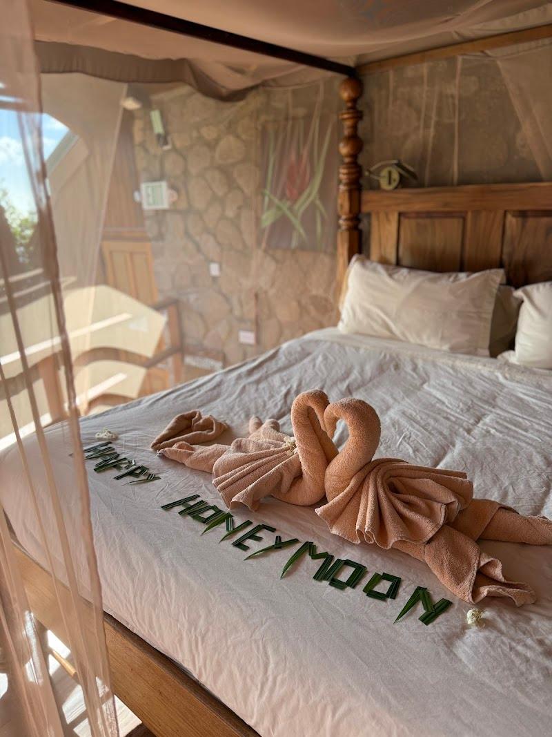 Ladera Resort thumbnail 2