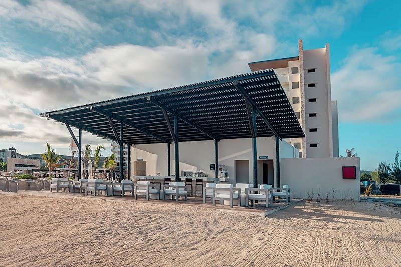 Royalton Blue Waters Montego Bay, An Autograph Collection All-Inclusive Resort 1