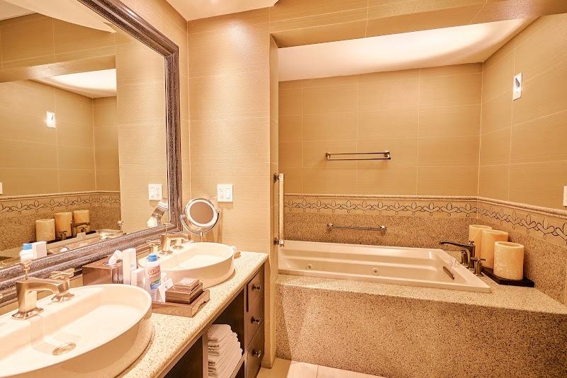 Grand Residences Riviera Cancun thumbnail 4