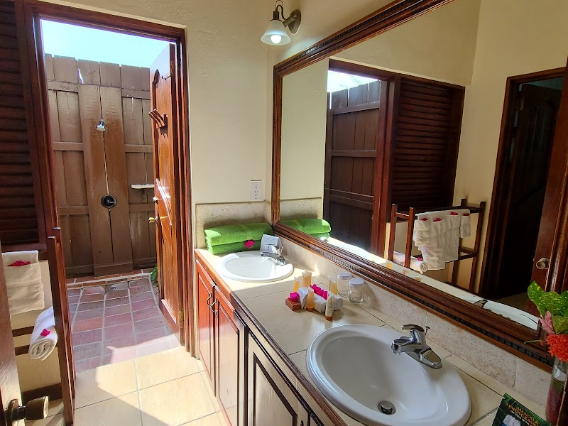 Stonefield Villa Resort thumbnail 4