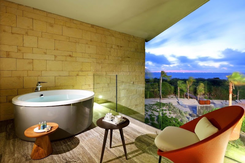 Family Selection at Grand Palladium Select Costa Mujeres thumbnail 4