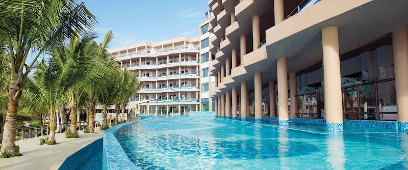 El Dorado Seaside Suites thumbnail 5