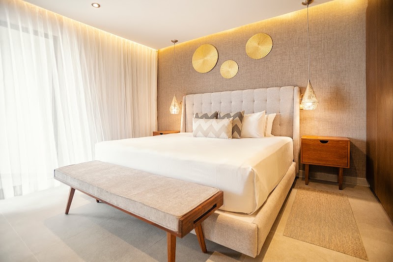 The Fives Oceanfront Puerto Morelos thumbnail 2