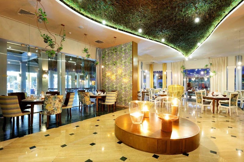 Grand Palladium White Sand Resort & Spa thumbnail 5