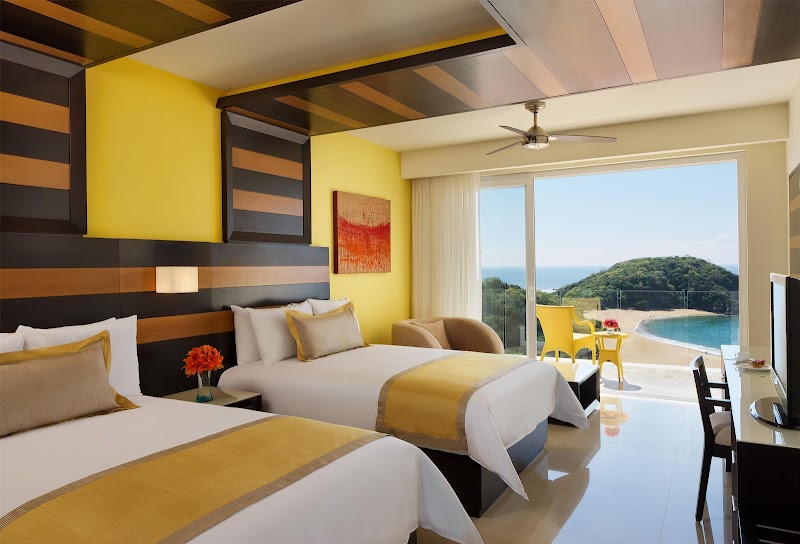 Secrets Huatulco Resort & Spa thumbnail 2