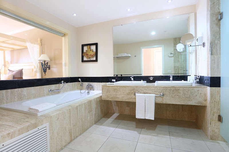 Bahia Principe Luxury Akumal thumbnail 4