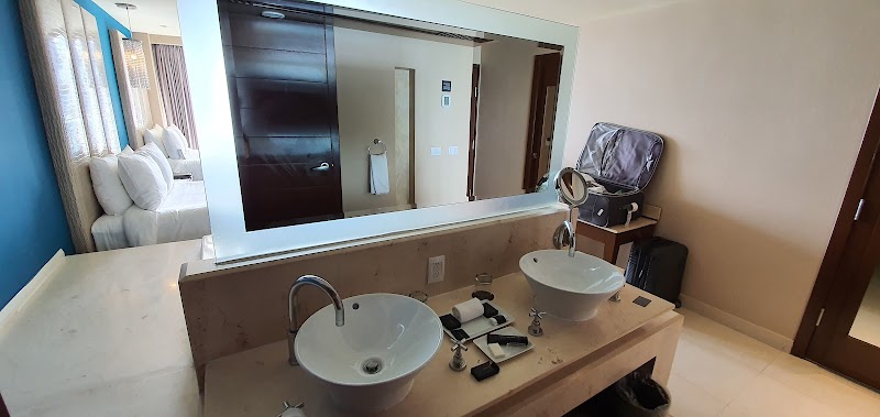 Hard Rock Hotel Cancun thumbnail 4