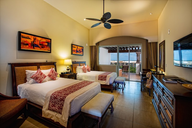 Grand Residences Riviera Cancun thumbnail 5